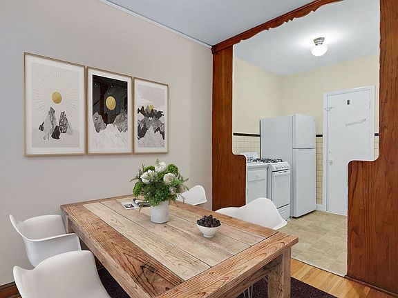 2nd image of 26 W 22nd St APT 306