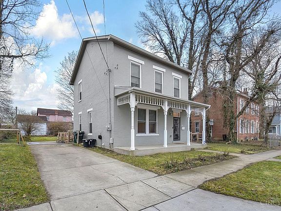 4th image of 1323 Regent Ave