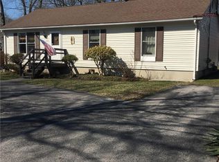 109 Haswill St, Warwick, RI 02889