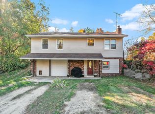 1695 Pifer Rd, Delton, MI 49046