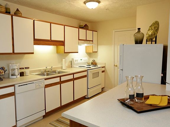 2nd image of 4041 William Bill Luther Dr APT 52
