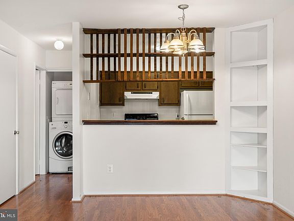 5th image of 3813 El Camino Pl #3-28