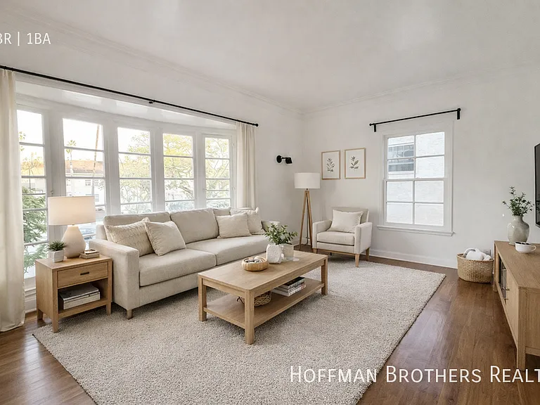 1029 S Westmoreland Ave #201 — Photo 1
