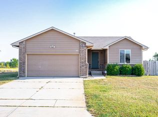100 S Stoneridge St, Valley Center, KS 67147