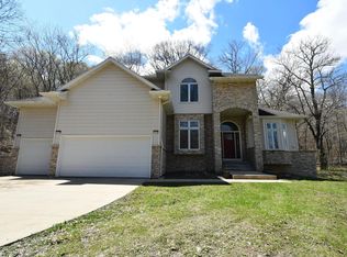 7000 Halifax Ln NW, Rochester, MN 55901