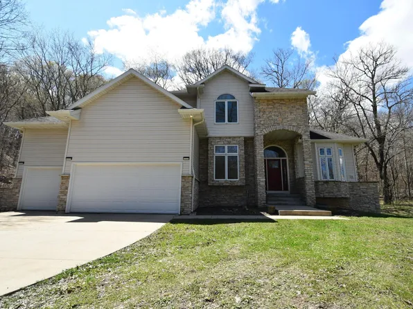 7000 Halifax Ln NW, Rochester, MN 55901