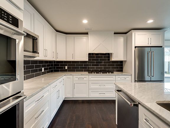 4th image of 6910 Gateridge Dr