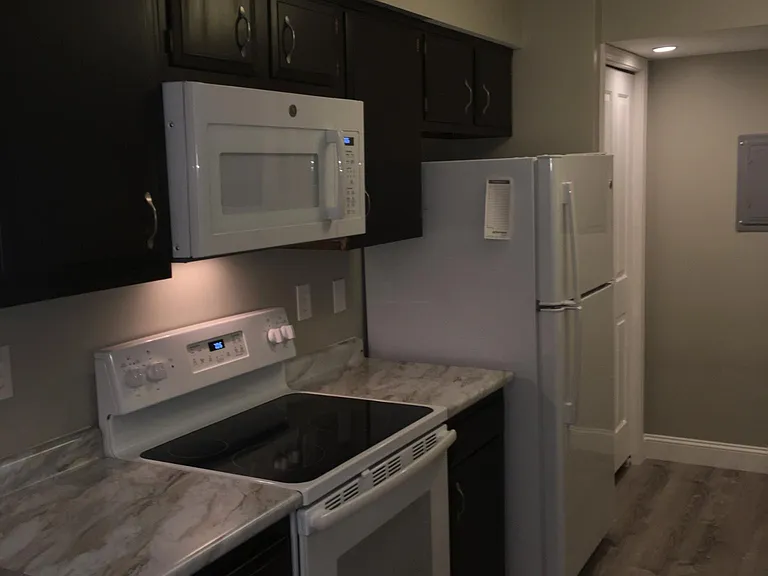 2408 Island Dr #B — Photo 6