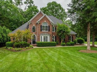 5345 Boulware Ct, Charlotte, NC 28277