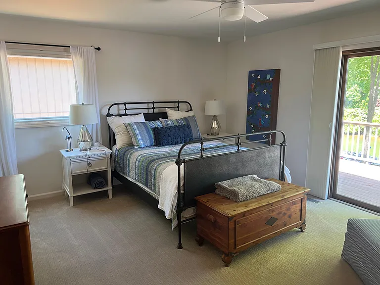 8010 Lakeview Dr — Photo 10