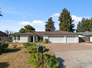 402 Mainberry Dr, Madera, CA 93637