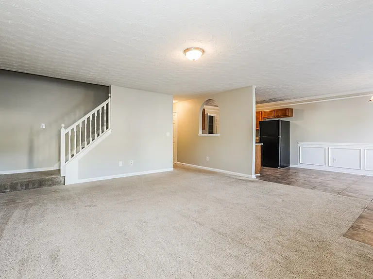 2432 Wood Bend Ln — Photo 5