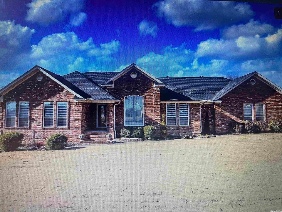 2nd image of 789 Drake Dr