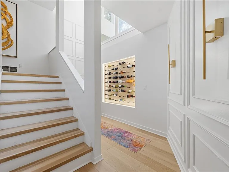 13 Heards Overlook Ct — Photo 36
