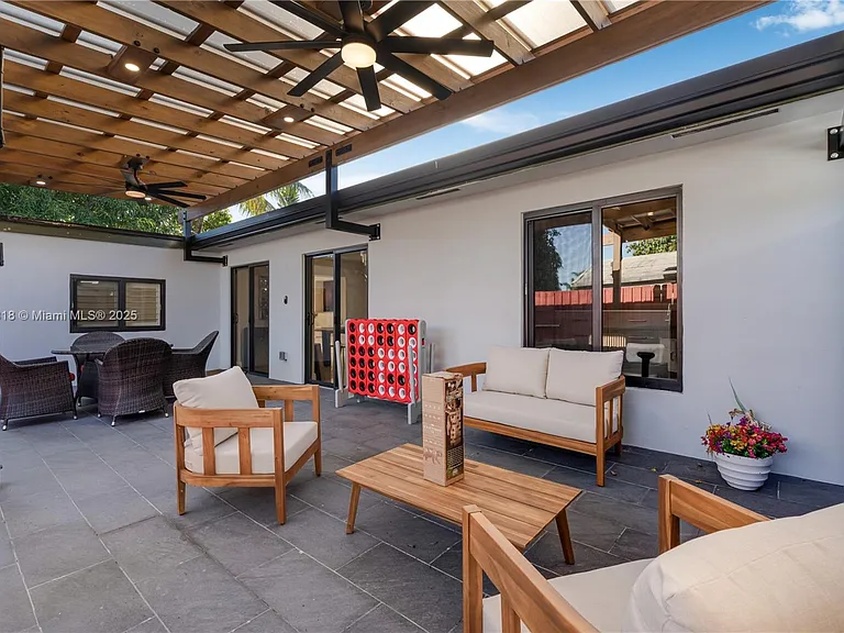 14517 SW 98th Ter — Photo 28