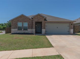 3429 Molly Dr, Yukon, OK 73099