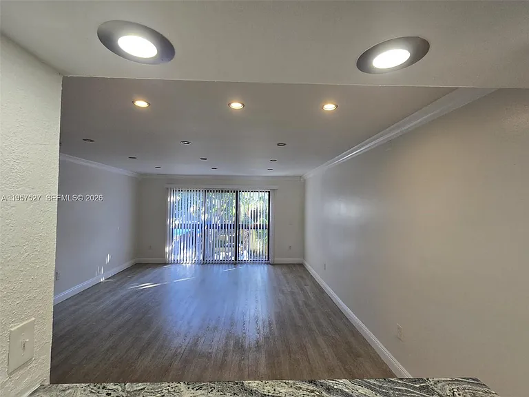 4020 Del Rio Way #720 — Photo 22