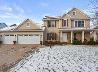 W6042 Nolan Dr, APPLETON, WI 54915