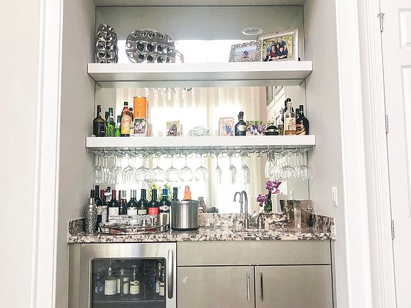 Custom wet bar
