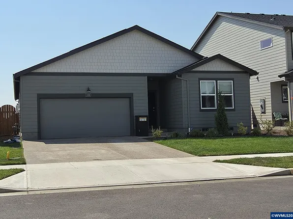 1133 Stubb Rd, Woodburn, OR 97071
