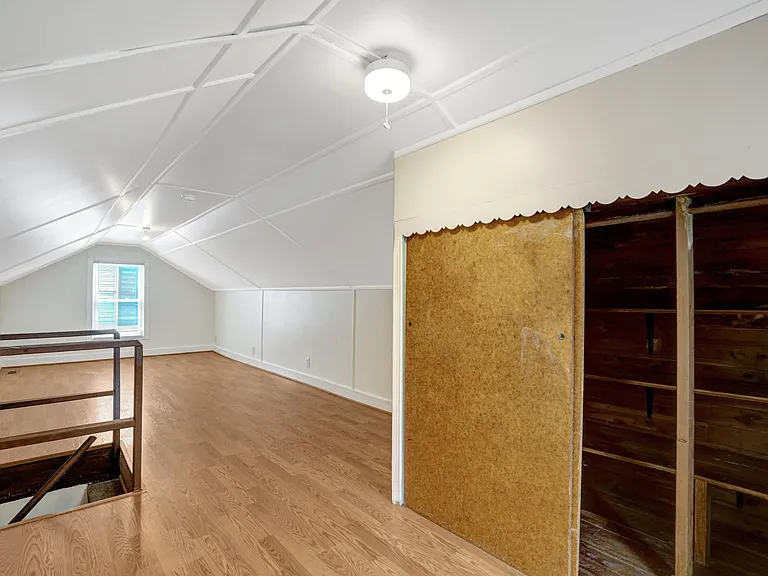 510 E Windsor Ave — Photo 20