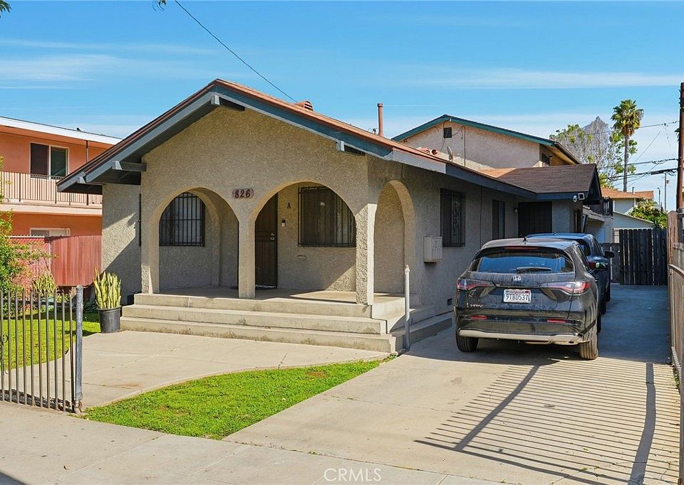 1st image of 826 Gaviota Ave
