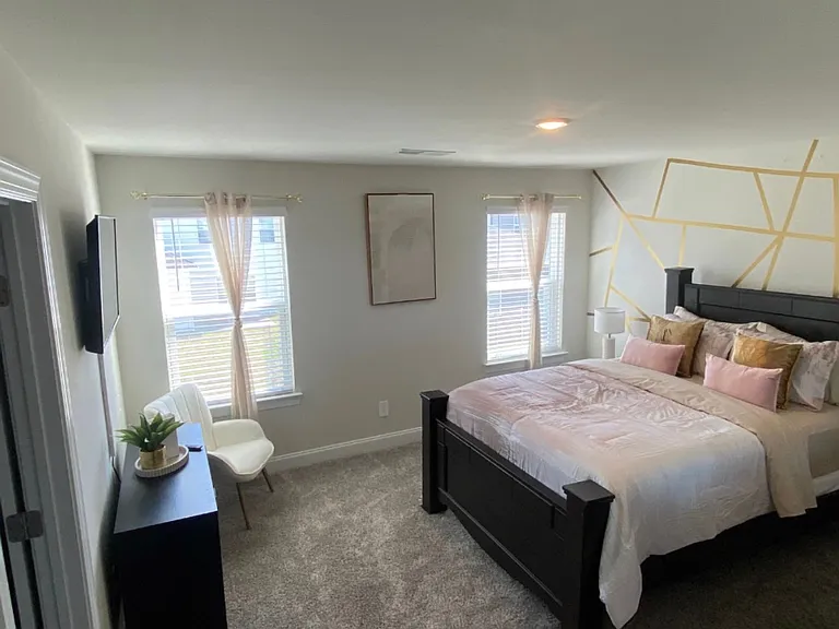 4546 Skywood Ln — Photo 6