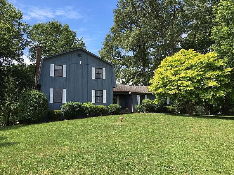 1st image of 181 Lakeview Trl