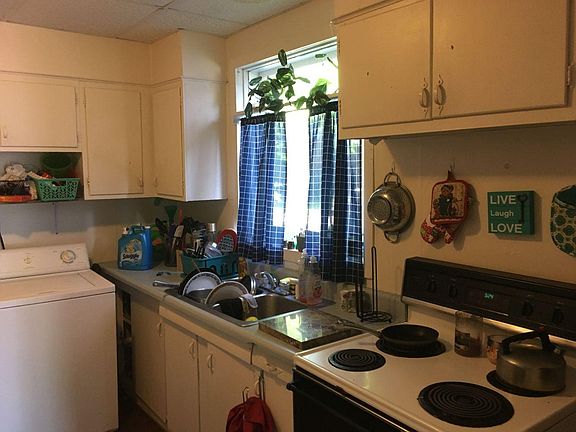 5th image of 705 Eureka St