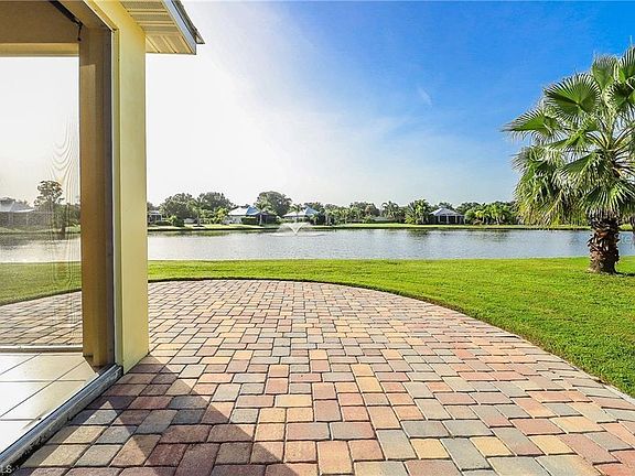 4th image of 8351 SW Sand Crane Cir