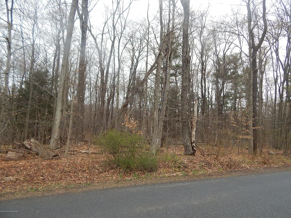 2nd image of 435 Route