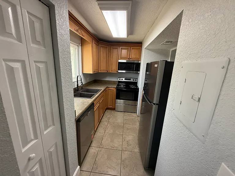 1345 Winter Green Way — Photo 9