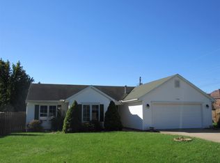 11119 Grabill Rd, Leo, IN 46765