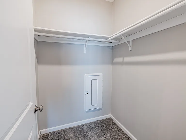 Trailview Apartments at Pioneers Park — Photo 85