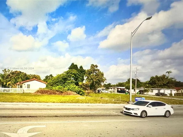 7302 NW 17th Ave, Miami, FL 33147