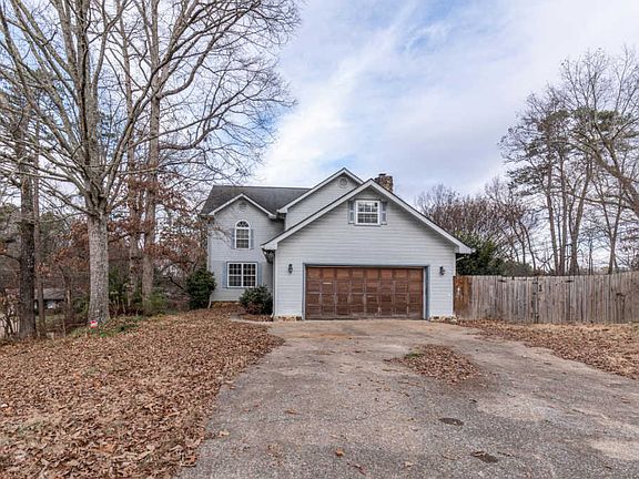 3rd image of 9503 Timberlog Dr