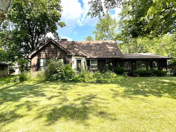 1222 Lanewood Dr, Rockford, IL 61108