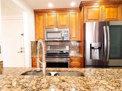 7035 NW 186th St APT D407, Hialeah, FL, 33015