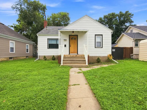723 W 5th St, Junction City, KS 66441