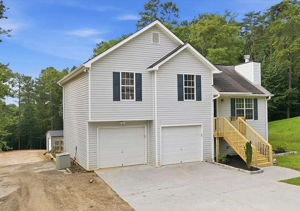 1st image of 27 Oak Grove Ln