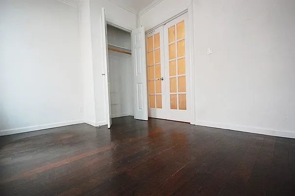 Rented by REAL New York | media 12