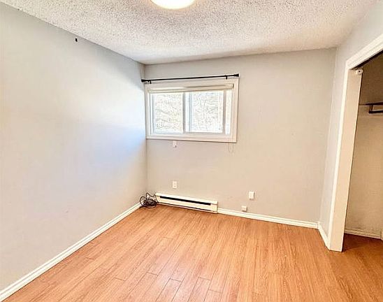 5th image of 770 Riverside Dr #1