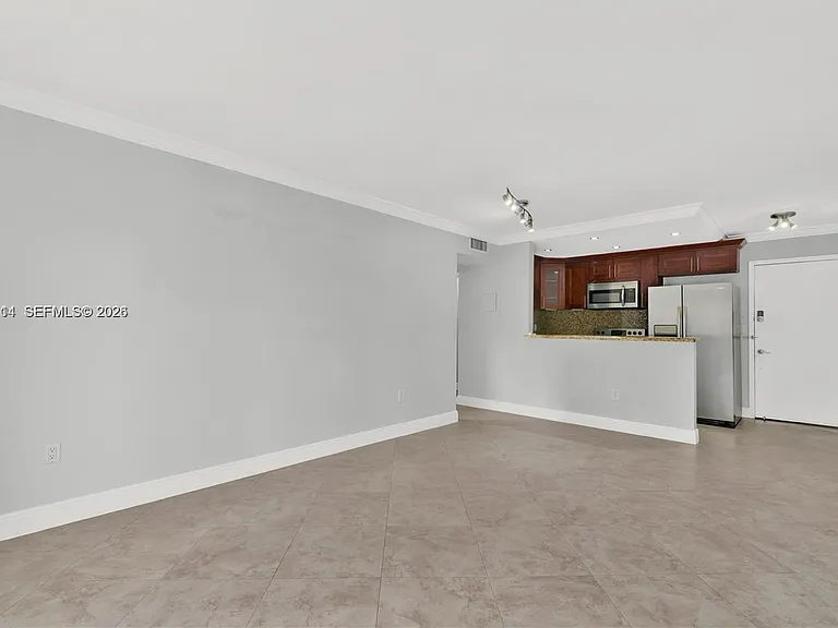 6200 W Flagler St #301 — Photo 12