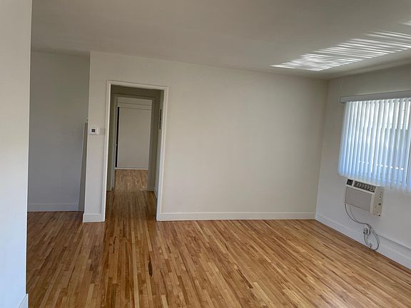 5th image of 1801 Fair Oaks Ave