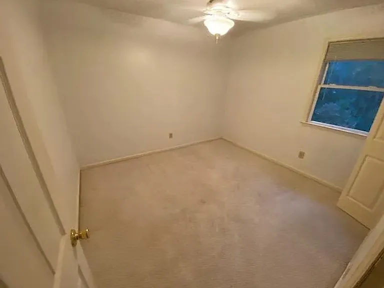 537 Aquarius Dr — Photo 21