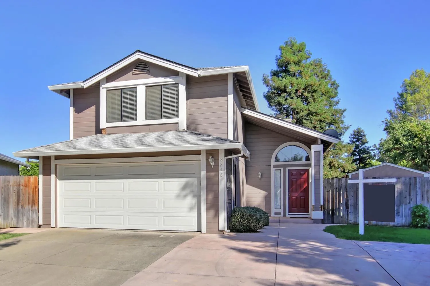 8218 Bluehaven Ct photo 1