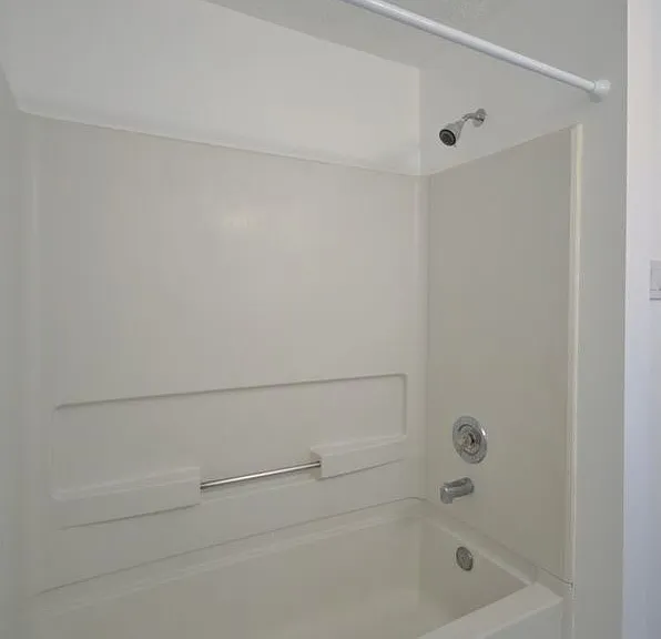 8079 Donegal Ln — Photo 25