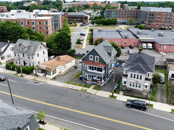 103 Loring Ave #3, Salem, MA 01970