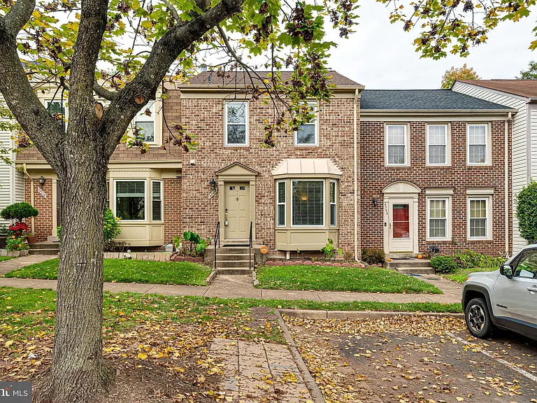 5708 Heritage Crossing Ct — Photo 2