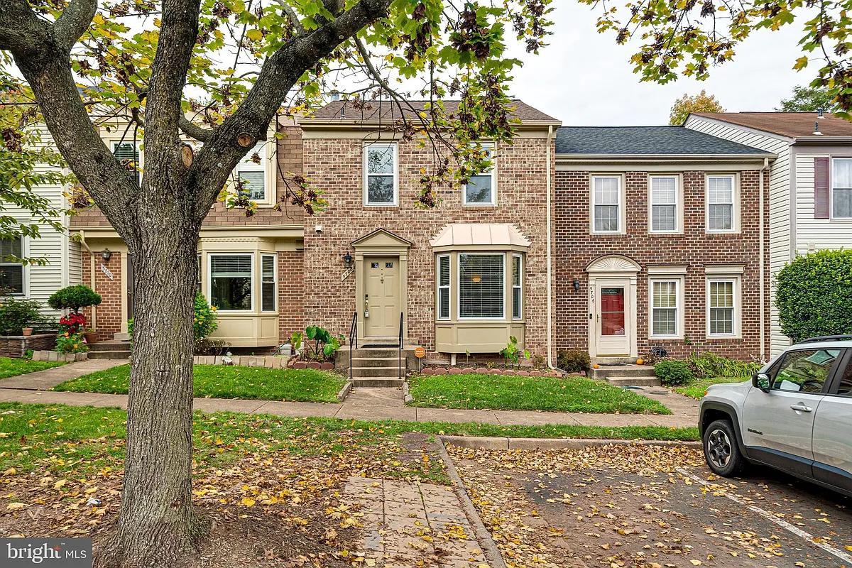 Building Photo - 5708 Heritage Crossing Ct